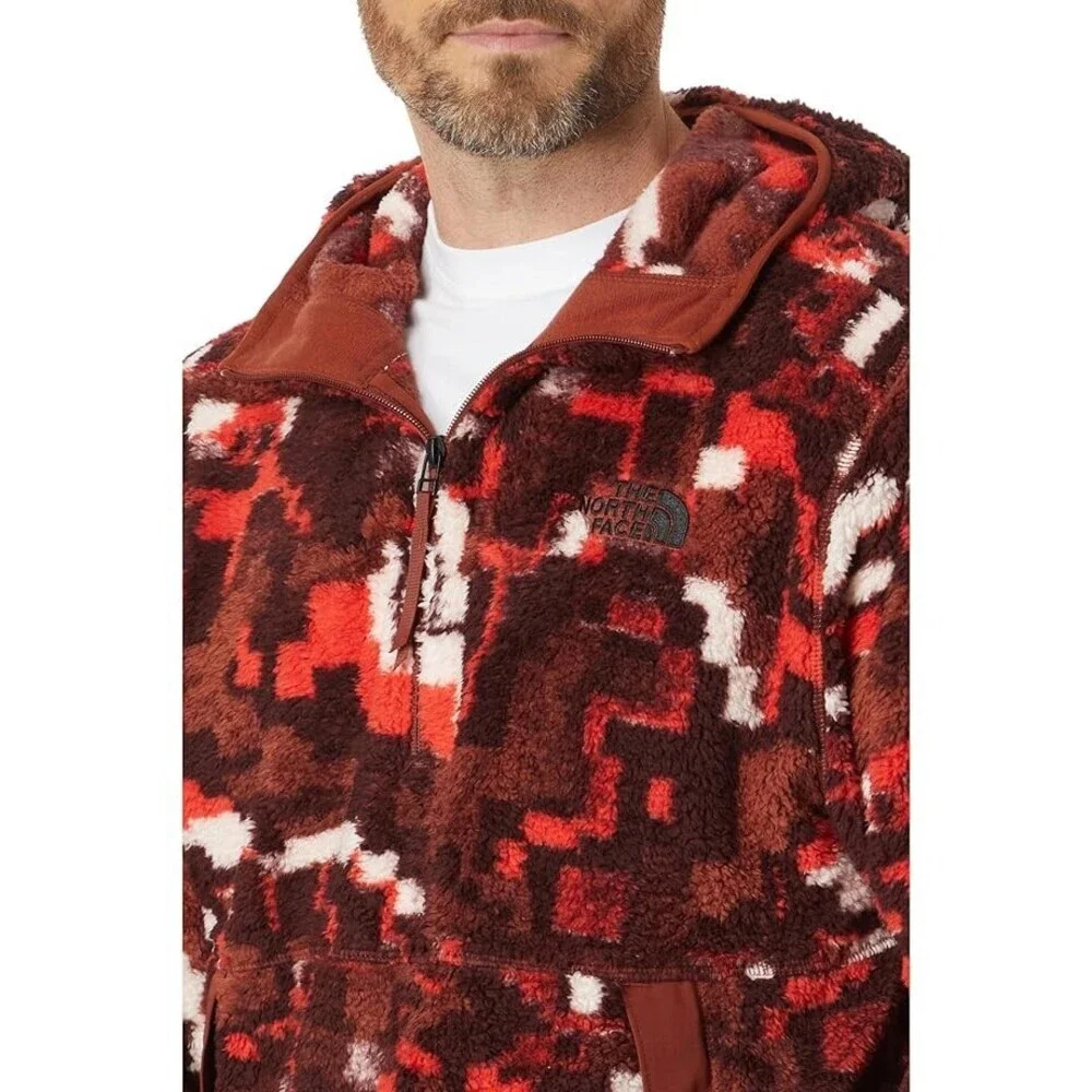 The North Face Campshire Men's Fiery Red Digi 1/4 Zip Fleece Hoodie Size S NCL2